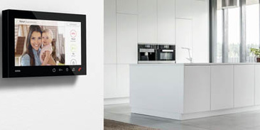 Gira Wohnungsstation bei Elektro Schumacher GmbH in Bayreuth