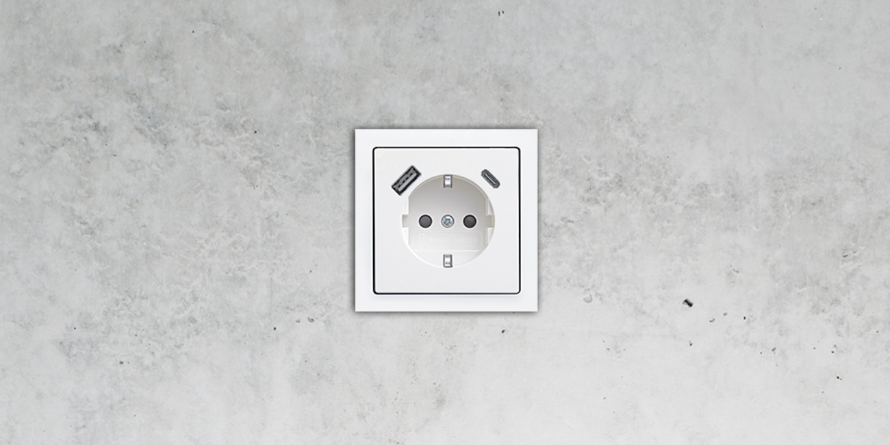 SCHUKO® USB-Steckdose bei Elektro Schumacher GmbH in Bayreuth