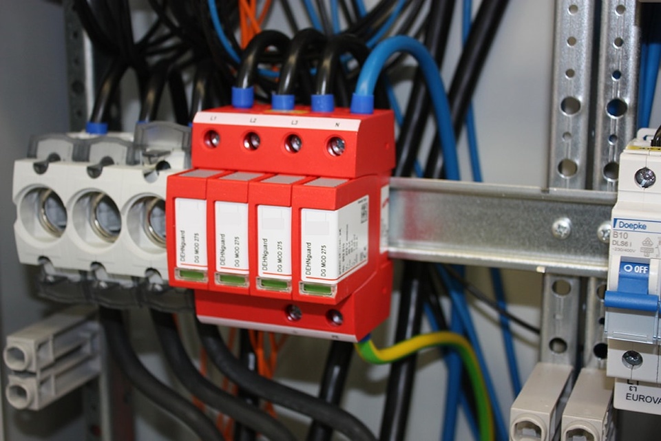 U berspannungsschutz bei Elektro Schumacher GmbH in Bayreuth